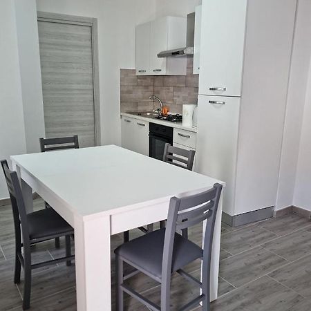 La Vecchia Sartoria Apartment Mazzarino Luaran gambar